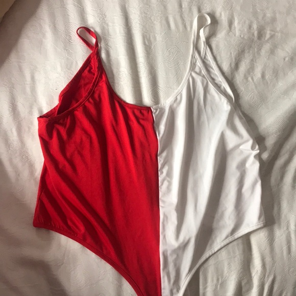 Red and white bodysuit - Picture 3 of 3